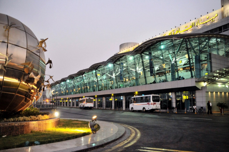 Conheça o Aeroporto Internacional do Cairo no Egito